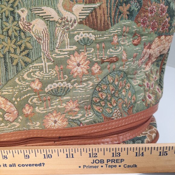 Vintage Expandable Tapestry Bag Overnight Bag  Tote Pegasus Cottagecore Floral - Picture 9 of 16